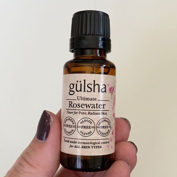 Host Pic 🥰Gulsha Ultimate Rosewater - Picture 1 of 3